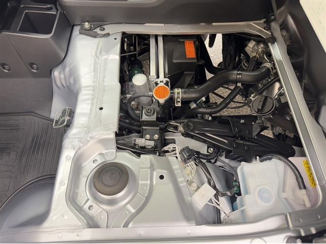 ハイゼットトラック スタンダード　農用スペシャル　届出済未使用車　５ＭＴ　４ＷＤ　衝突被害軽減ブレーキ　ペダル踏み間違い急発進抑制装置　車線逸脱警報装置　オートハイビーム　横滑り防止装置　ＡＢＳ　デュアルエアバッグ　アイドリングストップ（24枚目）