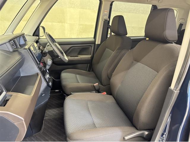 きれいにリフレッシュされており、疲れにくく座り心地のいい乗り降りもしやすいシートです。