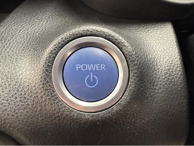 ヤリス ハイブリッドＺ　シートヒーター　全周囲モニター　ＥＴＣ２．０　ディスプレイオーディオ　ナビ　Ｂｌｕｅｔｏｏｔｈ　衝突被害軽減ブレーキ　ペダル踏み間違い急発進抑制装置　車線逸脱警報装置　オートハイビーム　ワンオーナー（15枚目）