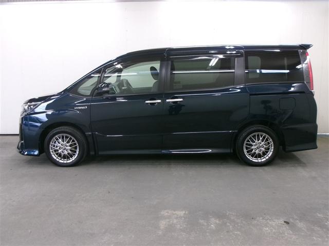 ノア ハイブリッドSi ダブルバイビー フルセグ メモリーナビ DVD再生 ミュージックプレイヤー接続可 衝突被害軽減システム ETC 両側電動スライド LEDヘッドランプ 乗車定員7人 3列シート 記録簿 アイドリングストップ(2枚目)