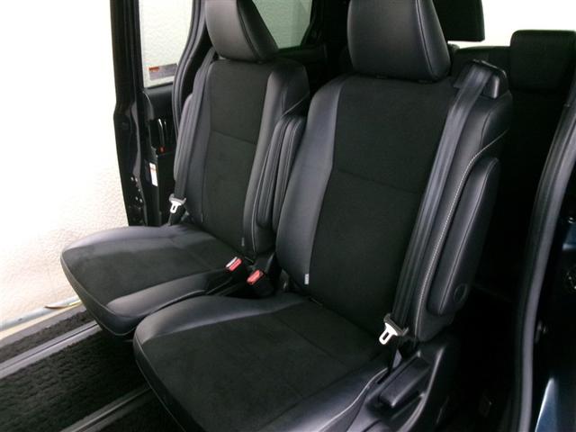 ノア ハイブリッドSi ダブルバイビー フルセグ メモリーナビ DVD再生 ミュージックプレイヤー接続可 衝突被害軽減システム ETC 両側電動スライド LEDヘッドランプ 乗車定員7人 3列シート 記録簿 アイドリングストップ(10枚目)