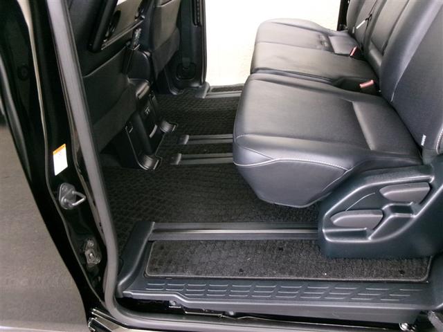 エスクァイア Gi フルセグ メモリーナビ DVD再生 ミュージックプレイヤー接続可 後席モニター バックカメラ 衝突被害軽減システム ETC 両側電動スライド LEDヘッドランプ 乗車定員8人 3列シート 記録簿(11枚目)