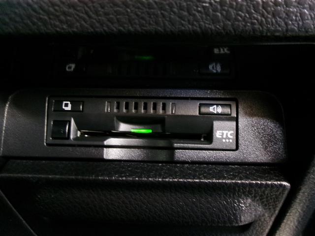 エスクァイア Gi フルセグ メモリーナビ DVD再生 ミュージックプレイヤー接続可 後席モニター バックカメラ 衝突被害軽減システム ETC 両側電動スライド LEDヘッドランプ 乗車定員8人 3列シート 記録簿(16枚目)