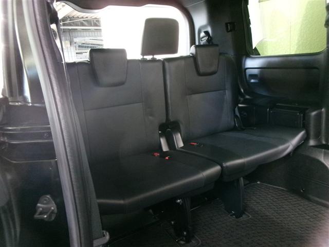 エスクァイア Gi フルセグ メモリーナビ DVD再生 ミュージックプレイヤー接続可 後席モニター バックカメラ 衝突被害軽減システム ETC 両側電動スライド LEDヘッドランプ 乗車定員8人 3列シート 記録簿(33枚目)