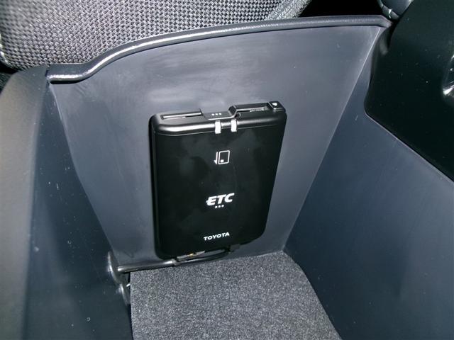 ハイラックス Ｚ　４ＷＤ　メモリーナビ　ミュージックプレイヤー接続可　バックカメラ　衝突被害軽減システム　ＥＴＣ　ドラレコ　ＬＥＤヘッドランプ　記録簿　アイドリングストップ　ディーゼル（18枚目）