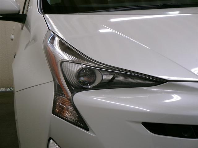 プリウス Ａツーリングセレクション　フルセグ　メモリーナビ　ＤＶＤ再生　ミュージックプレイヤー接続可　バックカメラ　衝突被害軽減システム　ＥＴＣ　ＬＥＤヘッドランプ　記録簿　アイドリングストップ（28枚目）