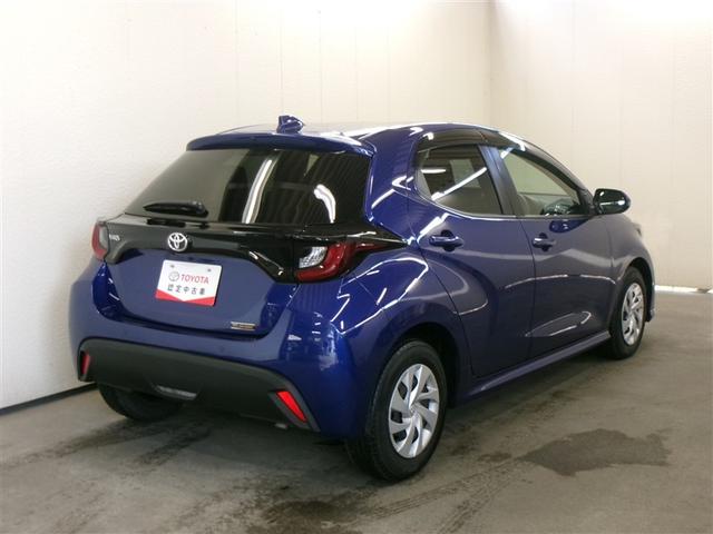 ヤリス Ｘ　メモリーナビ　ミュージックプレイヤー接続可　バックカメラ　衝突被害軽減システム　ＥＴＣ　ドラレコ　ワンオーナー　記録簿（3枚目）