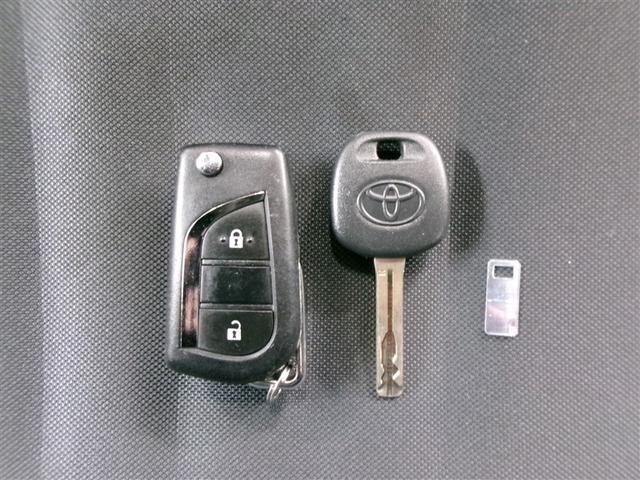 ヤリス Ｘ　メモリーナビ　ミュージックプレイヤー接続可　バックカメラ　衝突被害軽減システム　ＥＴＣ　ドラレコ　ワンオーナー　記録簿（34枚目）