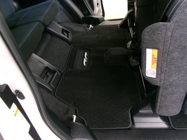 シエンタ ハイブリッドＧ　フルセグ　メモリーナビ　ＤＶＤ再生　ミュージックプレイヤー接続可　バックカメラ　衝突被害軽減システム　ＥＴＣ　ドラレコ　両側電動スライド　ＬＥＤヘッドランプ　ウオークスルー　乗車定員６人　３列シート（37枚目）