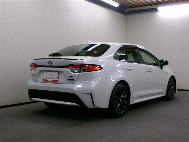 カローラ ハイブリッド　ダブルバイビー　メモリーナビ　ミュージックプレイヤー接続可　バックカメラ　衝突被害軽減システム　ＥＴＣ　ドラレコ　ＬＥＤヘッドランプ　記録簿　アイドリングストップ（3枚目）