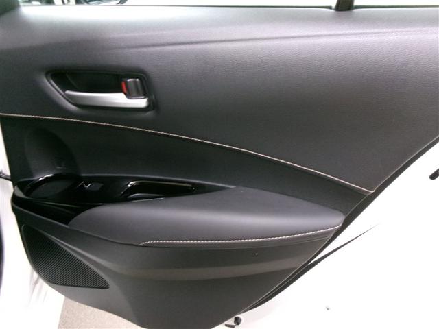 カローラ ハイブリッド　ダブルバイビー　メモリーナビ　ミュージックプレイヤー接続可　バックカメラ　衝突被害軽減システム　ＥＴＣ　ドラレコ　ＬＥＤヘッドランプ　記録簿　アイドリングストップ（12枚目）