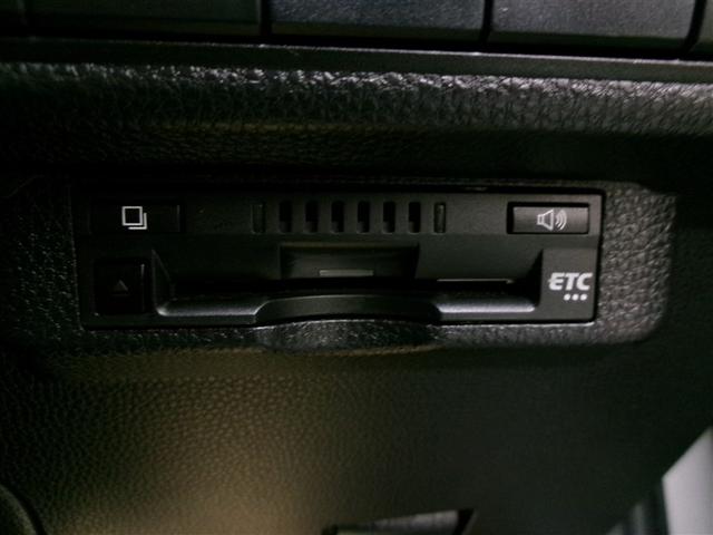 カローラ ハイブリッド　ダブルバイビー　メモリーナビ　ミュージックプレイヤー接続可　バックカメラ　衝突被害軽減システム　ＥＴＣ　ドラレコ　ＬＥＤヘッドランプ　記録簿　アイドリングストップ（18枚目）