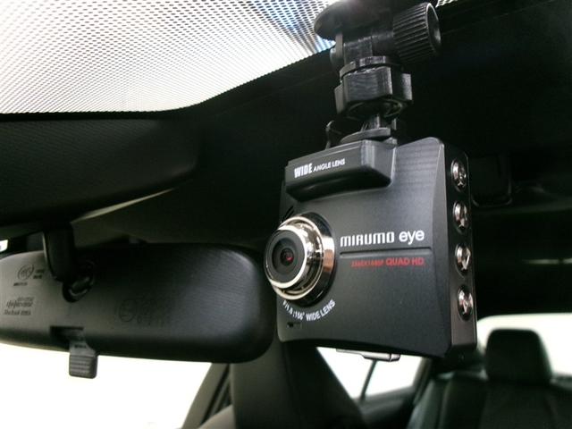 カローラ ハイブリッド　ダブルバイビー　メモリーナビ　ミュージックプレイヤー接続可　バックカメラ　衝突被害軽減システム　ＥＴＣ　ドラレコ　ＬＥＤヘッドランプ　記録簿　アイドリングストップ（28枚目）