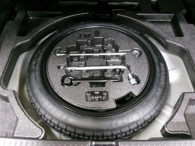 カローラ ハイブリッド　ダブルバイビー　メモリーナビ　ミュージックプレイヤー接続可　バックカメラ　衝突被害軽減システム　ＥＴＣ　ドラレコ　ＬＥＤヘッドランプ　記録簿　アイドリングストップ（35枚目）