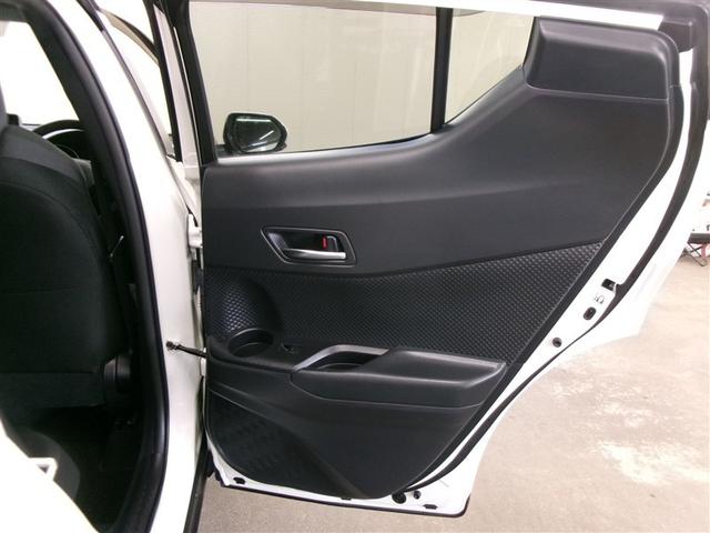 Ｃ－ＨＲ Ｓ　フルセグ　メモリーナビ　ミュージックプレイヤー接続可　バックカメラ　衝突被害軽減システム　ＥＴＣ　ドラレコ　ＬＥＤヘッドランプ　記録簿　アイドリングストップ（12枚目）