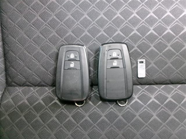 Ｃ－ＨＲ Ｓ　フルセグ　メモリーナビ　ミュージックプレイヤー接続可　バックカメラ　衝突被害軽減システム　ＥＴＣ　ドラレコ　ＬＥＤヘッドランプ　記録簿　アイドリングストップ（34枚目）