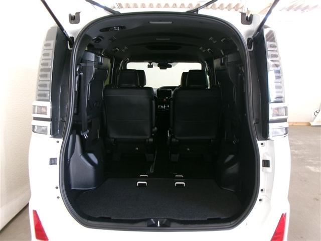 ヴォクシー ＺＳ　煌ＩＩＩ　フルセグ　メモリーナビ　ＤＶＤ再生　ミュージックプレイヤー接続可　バックカメラ　衝突被害軽減システム　ＥＴＣ　ドラレコ　両側電動スライド　ＬＥＤヘッドランプ　ウオークスルー　乗車定員７人　３列シート（30枚目）