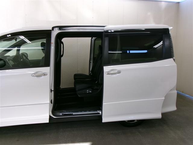 ヴォクシー ＺＳ　煌ＩＩＩ　フルセグ　メモリーナビ　ＤＶＤ再生　ミュージックプレイヤー接続可　バックカメラ　衝突被害軽減システム　ＥＴＣ　ドラレコ　両側電動スライド　ＬＥＤヘッドランプ　ウオークスルー　乗車定員７人　３列シート（37枚目）