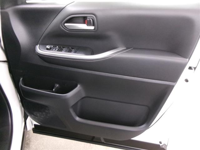 ノア ハイブリッドＳ－Ｚ　フルセグ　メモリーナビ　ＤＶＤ再生　ミュージックプレイヤー接続可　バックカメラ　衝突被害軽減システム　ＥＴＣ　ドラレコ　両側電動スライド　ＬＥＤヘッドランプ　乗車定員７人　３列シート　記録簿（8枚目）