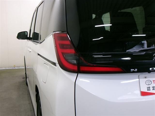 ノア ハイブリッドＳ－Ｚ　フルセグ　メモリーナビ　ＤＶＤ再生　ミュージックプレイヤー接続可　バックカメラ　衝突被害軽減システム　ＥＴＣ　ドラレコ　両側電動スライド　ＬＥＤヘッドランプ　乗車定員７人　３列シート　記録簿（31枚目）