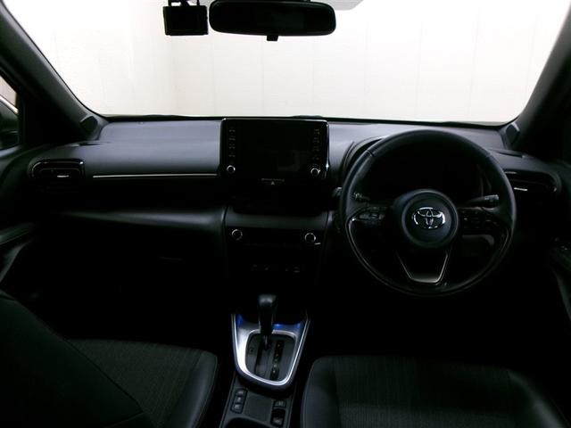 ヤリスクロス ハイブリッドＺ　メモリーナビ　ＤＶＤ再生　ミュージックプレイヤー接続可　バックカメラ　衝突被害軽減システム　ＥＴＣ　ドラレコ　ＬＥＤヘッドランプ　ワンオーナー　記録簿　アイドリングストップ（4枚目）