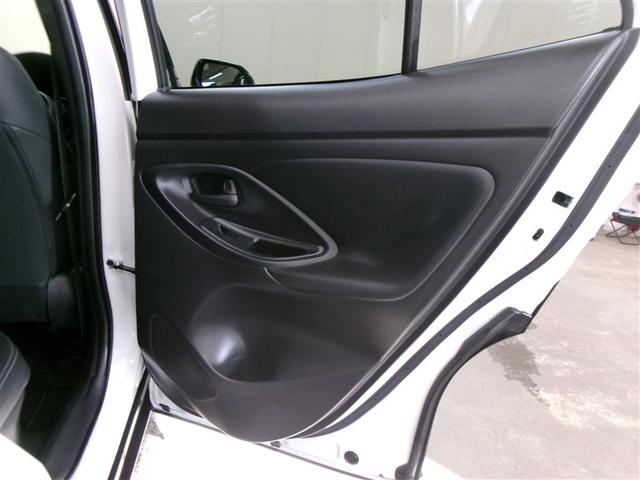 ヤリスクロス ハイブリッドＺ　メモリーナビ　ＤＶＤ再生　ミュージックプレイヤー接続可　バックカメラ　衝突被害軽減システム　ＥＴＣ　ドラレコ　ＬＥＤヘッドランプ　ワンオーナー　記録簿　アイドリングストップ（13枚目）