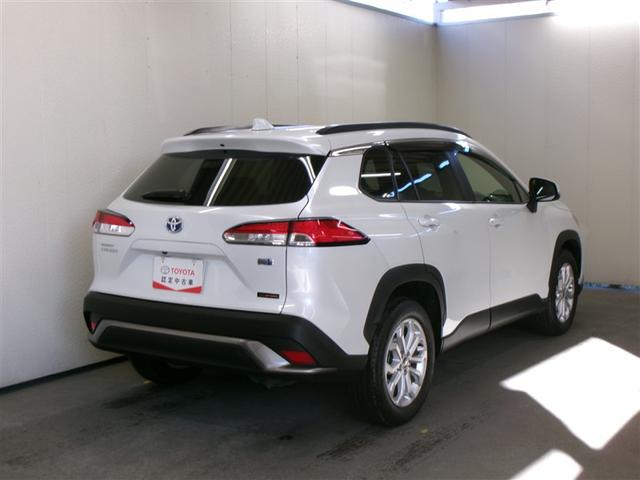 カローラクロス ハイブリッド　Ｓ　メモリーナビ　ミュージックプレイヤー接続可　バックカメラ　衝突被害軽減システム　ＥＴＣ　ドラレコ　ＬＥＤヘッドランプ　アイドリングストップ（4枚目）