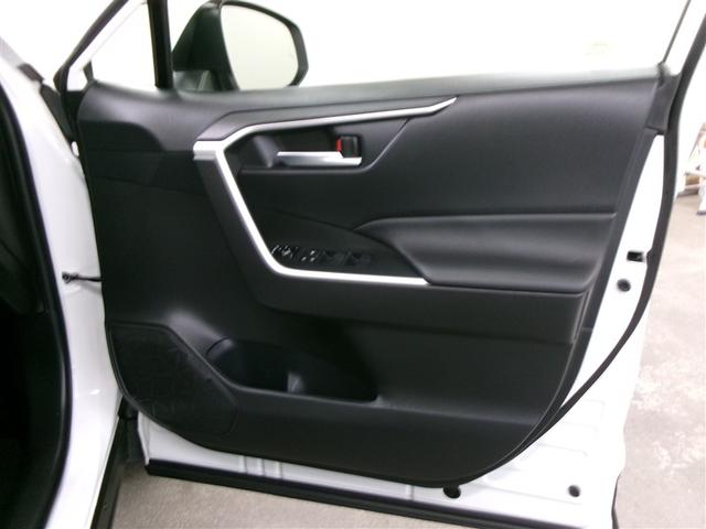 ＲＡＶ４ ハイブリッドＸ　ワンセグ　メモリーナビ　ミュージックプレイヤー接続可　バックカメラ　衝突被害軽減システム　ＥＴＣ　ドラレコ　ＬＥＤヘッドランプ　ワンオーナー　記録簿　アイドリングストップ（8枚目）