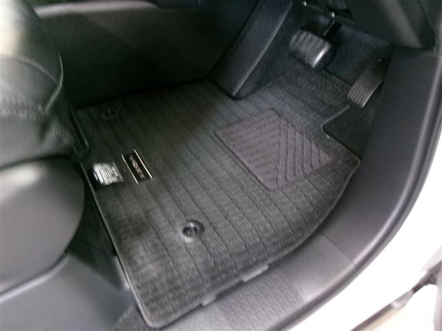 ヴォクシー ハイブリッドＳ－Ｚ　フルセグ　メモリーナビ　ＤＶＤ再生　ミュージックプレイヤー接続可　後席モニター　バックカメラ　衝突被害軽減システム　ＥＴＣ　ドラレコ　両側電動スライド　ＬＥＤヘッドランプ　乗車定員７人　３列シート（6枚目）