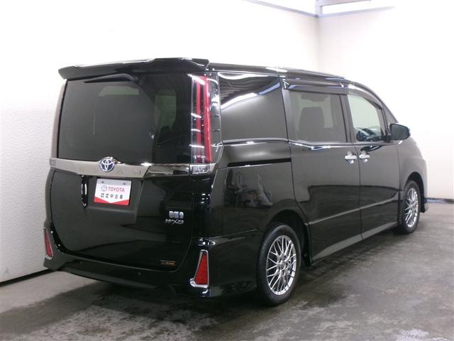 ノア ハイブリッドＳｉ　ダブルバイビーＩＩＩ　フルセグ　メモリーナビ　ＤＶＤ再生　ミュージックプレイヤー接続可　後席モニター　バックカメラ　衝突被害軽減システム　ＥＴＣ　両側電動スライド　ＬＥＤヘッドランプ　乗車定員７人　３列シート　記録簿（3枚目）