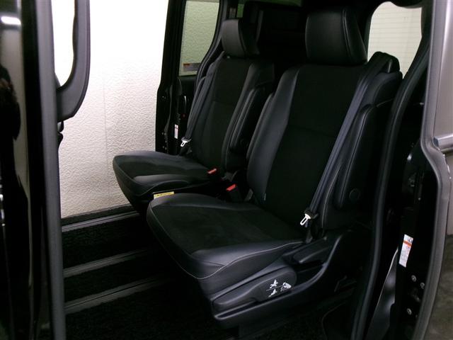 ノア ハイブリッドＳｉ　ダブルバイビーＩＩＩ　フルセグ　メモリーナビ　ＤＶＤ再生　ミュージックプレイヤー接続可　後席モニター　バックカメラ　衝突被害軽減システム　ＥＴＣ　両側電動スライド　ＬＥＤヘッドランプ　乗車定員７人　３列シート　記録簿（10枚目）