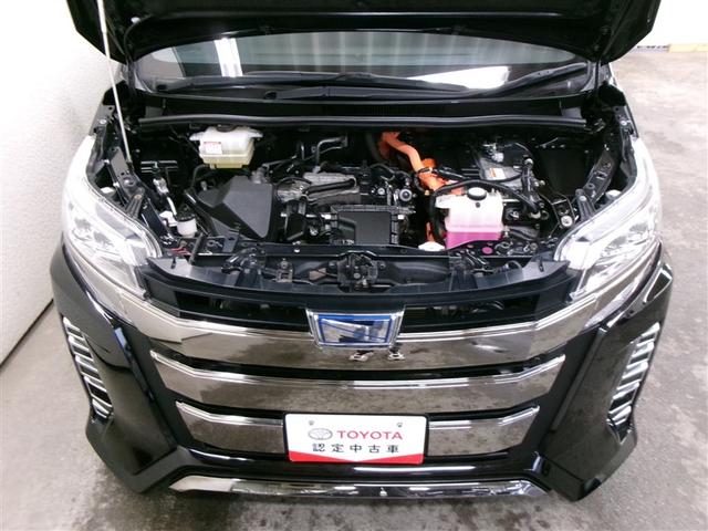 ノア ハイブリッドＳｉ　ダブルバイビーＩＩＩ　フルセグ　メモリーナビ　ＤＶＤ再生　ミュージックプレイヤー接続可　後席モニター　バックカメラ　衝突被害軽減システム　ＥＴＣ　両側電動スライド　ＬＥＤヘッドランプ　乗車定員７人　３列シート　記録簿（23枚目）