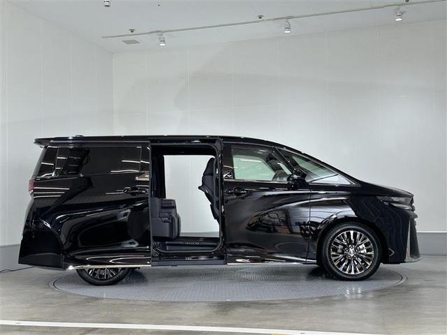 ヴェルファイアハイブリッド Ｚ　プレミア　衝突被害軽減ブレーキ　Ｂモニター　ダブルエアコン　ムーンＲ　フルセグ地デジＴＶ　両側Ｐスライドドア　記録簿　ナビテレビ　エアバッグ　電動シート　ＬＥＤライト　本革シート　キーレス　アルミホイール（3枚目）