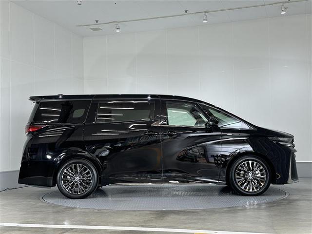 ヴェルファイアハイブリッド Ｚ　プレミア　衝突被害軽減ブレーキ　Ｂモニター　ダブルエアコン　ムーンＲ　フルセグ地デジＴＶ　両側Ｐスライドドア　記録簿　ナビテレビ　エアバッグ　電動シート　ＬＥＤライト　本革シート　キーレス　アルミホイール（35枚目）