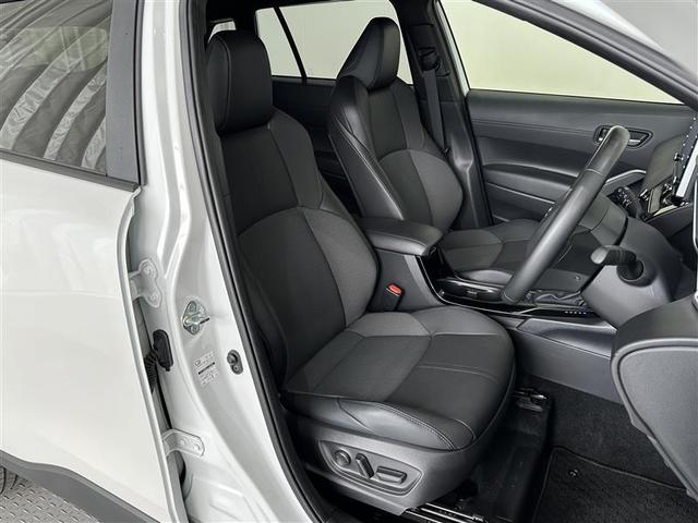 カローラクロス ハイブリッド　Ｚ　衝突軽減Ｂ　記録簿有　フルセグテレビ　スマキ－　ワンオーナ　半レザー　Ｂモニター　アクティブクルーズコントロール　メモリナビ　イモビ　ＬＥＤ　ＡＣ　運転席Ｐシート　メディアプレイヤー接続　キーレス（8枚目）