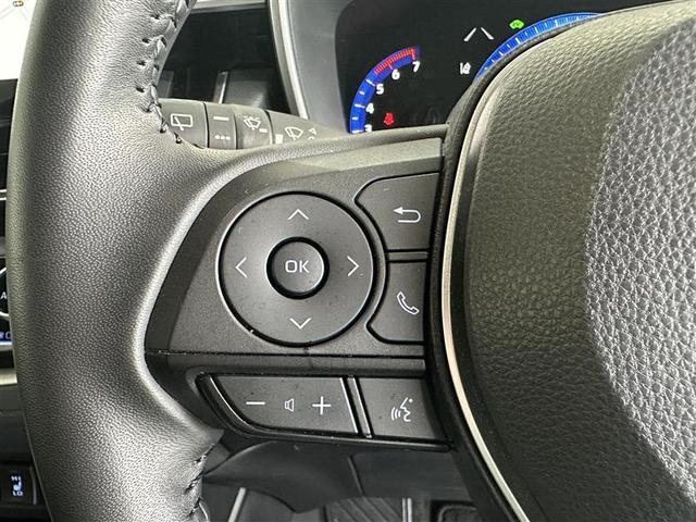 カローラクロス ハイブリッド　Ｚ　衝突軽減Ｂ　記録簿有　フルセグテレビ　スマキ－　ワンオーナ　半レザー　Ｂモニター　アクティブクルーズコントロール　メモリナビ　イモビ　ＬＥＤ　ＡＣ　運転席Ｐシート　メディアプレイヤー接続　キーレス（11枚目）