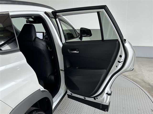 カローラクロス ハイブリッド　Ｚ　衝突軽減Ｂ　記録簿有　フルセグテレビ　スマキ－　ワンオーナ　半レザー　Ｂモニター　アクティブクルーズコントロール　メモリナビ　イモビ　ＬＥＤ　ＡＣ　運転席Ｐシート　メディアプレイヤー接続　キーレス（25枚目）