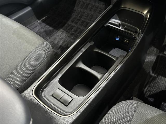 アクア Ｚ　ＬＥＤヘッドライト　スマートキー　１００Ｖ電源　イモビライザー　アルミホイール　オートクルーズコントロール　点検記録簿　エアコン　ＥＳＣ　カーテンエアバッグ　キーレス　パワーウインドウ　ＡＢＳ　Ｂカメ（21枚目）