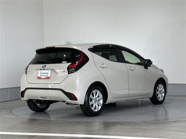 アクア Ｚ　ＬＥＤヘッドライト　スマートキー　１００Ｖ電源　イモビライザー　アルミホイール　オートクルーズコントロール　点検記録簿　エアコン　ＥＳＣ　カーテンエアバッグ　キーレス　パワーウインドウ　ＡＢＳ　Ｂカメ（32枚目）