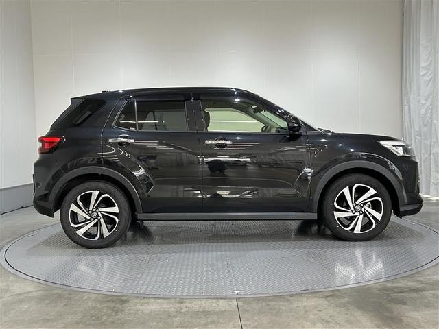 ライズ Ｚ　衝突回避システム　メディアプレイヤー接続　スマートキ－　リヤカメラ　アルミホイール　エコアイドル　ＬＥＤライト　オートエアコン　横滑り防止機能　ＴＶ　キーフリー　パワーウインドウ　エアバッグ　ＥＴＣ（7枚目）