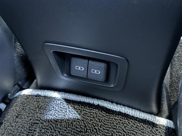 カローラスポーツ ハイブリッドＧ　Ｚ　Ｂカメラ　衝突回避システム　サイドエアバッグ　クルコン　地デジ　横滑り防止機能　ＬＥＤライト　ＡＷ　フルオートエアコン　イモビライザー　ナビＴＶ　点検記録簿　パワーステアリング　キーレス　スマートキ－（29枚目）