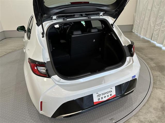 カローラスポーツ ハイブリッドＧ　Ｚ　Ｂカメラ　衝突回避システム　サイドエアバッグ　クルコン　地デジ　横滑り防止機能　ＬＥＤライト　ＡＷ　フルオートエアコン　イモビライザー　ナビＴＶ　点検記録簿　パワーステアリング　キーレス　スマートキ－（30枚目）