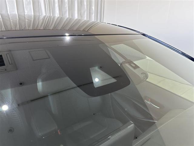 カローラツーリング ハイブリッド ダブルバイビー 追突軽減ブレーキ バックモニタ 横滑防止 スマキー LEDライト デュアルエアバッグ エアコン オートクルーズ サイドエアバッグ ETC付 ナビ PS キーフリー ABS エアバック メモリ-ナビ(6枚目)