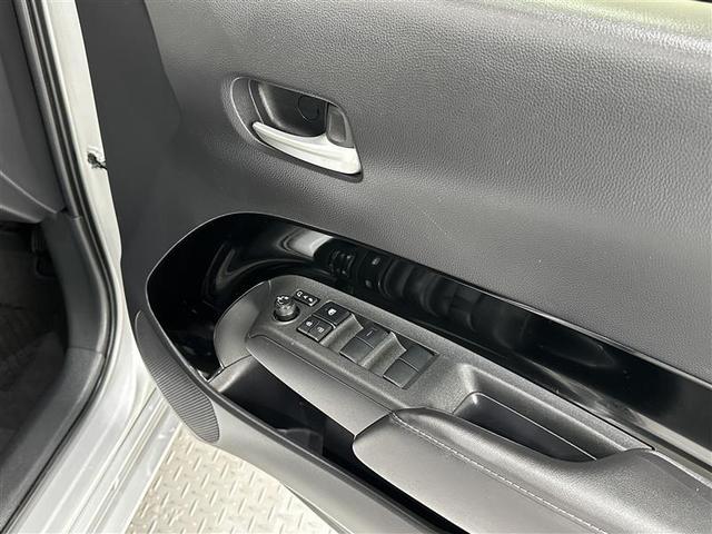 アクア G VSC 衝突軽減ブレーキ メモリナビ バックモニター LED クルーズコントロール スマートキー ETC車載器 AC100V ナビ パワーウィンドウ イモビライザー サイドエアバック レンタカーアップ(8枚目)