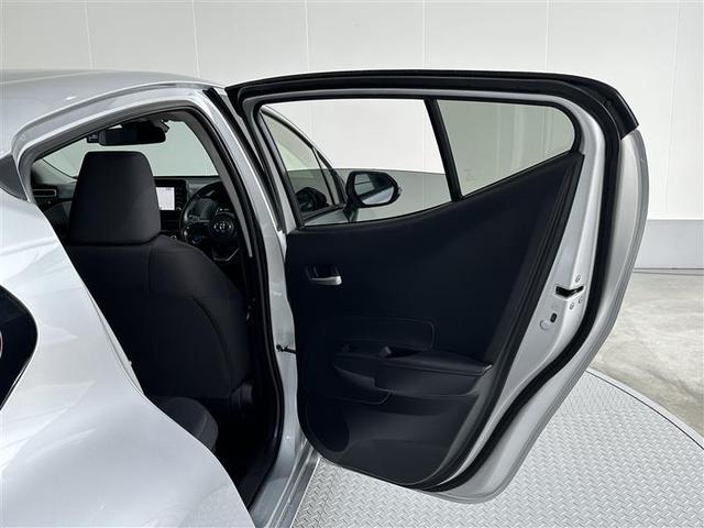 アクア G VSC 衝突軽減ブレーキ メモリナビ バックモニター LED クルーズコントロール スマートキー ETC車載器 AC100V ナビ パワーウィンドウ イモビライザー サイドエアバック レンタカーアップ(25枚目)