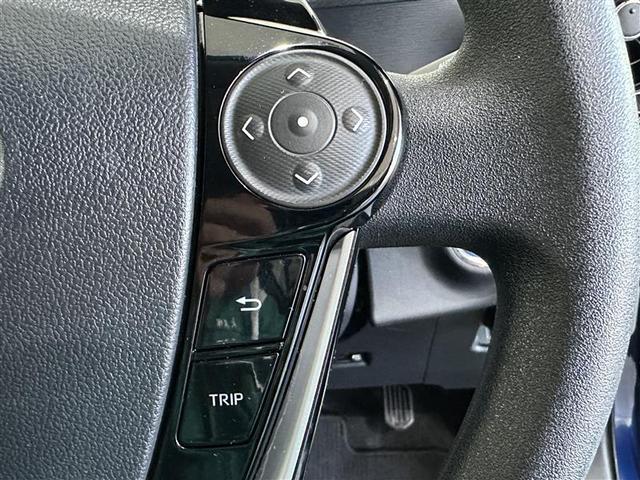 アクア Sスタイルブラック AUX端子 記録簿あり バックモニタ- ナビTV イモビライザー スマートキープッシュスタート ETC付き Wエアバッグ キーフリ メモリーナビゲーション 横滑り防止装置付き 1セグ ABS PS(11枚目)