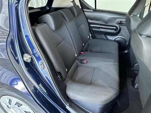 アクア Sスタイルブラック AUX端子 記録簿あり バックモニタ- ナビTV イモビライザー スマートキープッシュスタート ETC付き Wエアバッグ キーフリ メモリーナビゲーション 横滑り防止装置付き 1セグ ABS PS(24枚目)