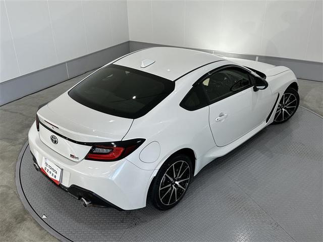 ＧＲ８６ ＳＺ　ＴＶナビ　横滑り防止機能　ＥＴＣ車載器　オートクルーズ　エアバッグ　ＤＶＤ　セキュリティ　サイドエアバック　ＬＥＤライト　エアコン　アルミホイール　ＡＢＳ　キーレス　メモリーナビ　パワーウインドウ（4枚目）