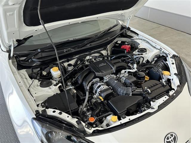 ＧＲ８６ ＳＺ　ＴＶナビ　横滑り防止機能　ＥＴＣ車載器　オートクルーズ　エアバッグ　ＤＶＤ　セキュリティ　サイドエアバック　ＬＥＤライト　エアコン　アルミホイール　ＡＢＳ　キーレス　メモリーナビ　パワーウインドウ（10枚目）