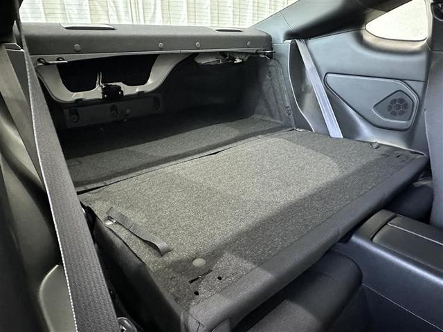 ＧＲ８６ ＳＺ　ＴＶナビ　横滑り防止機能　ＥＴＣ車載器　オートクルーズ　エアバッグ　ＤＶＤ　セキュリティ　サイドエアバック　ＬＥＤライト　エアコン　アルミホイール　ＡＢＳ　キーレス　メモリーナビ　パワーウインドウ（16枚目）